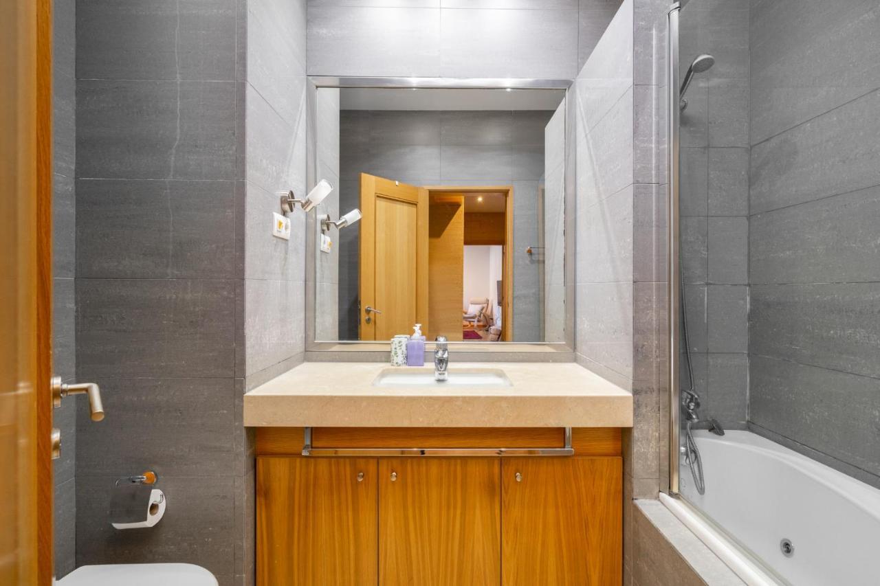 Whome Ajuda 31 Premium W/ Elevator & Parking Lissabon Buitenkant foto